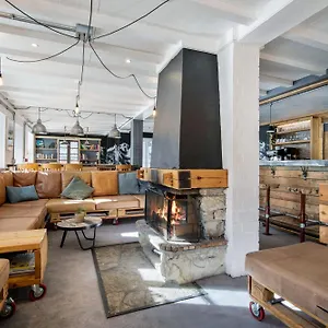  Hotel - Les Mélèzes Francia